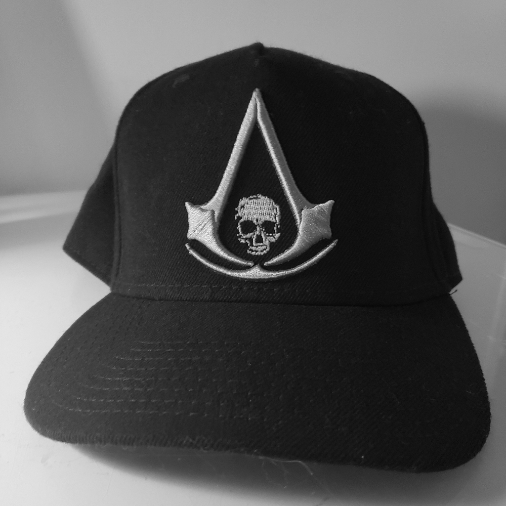 NWOT Black Assassin's Creed Acrylic Hat NEVER WORN